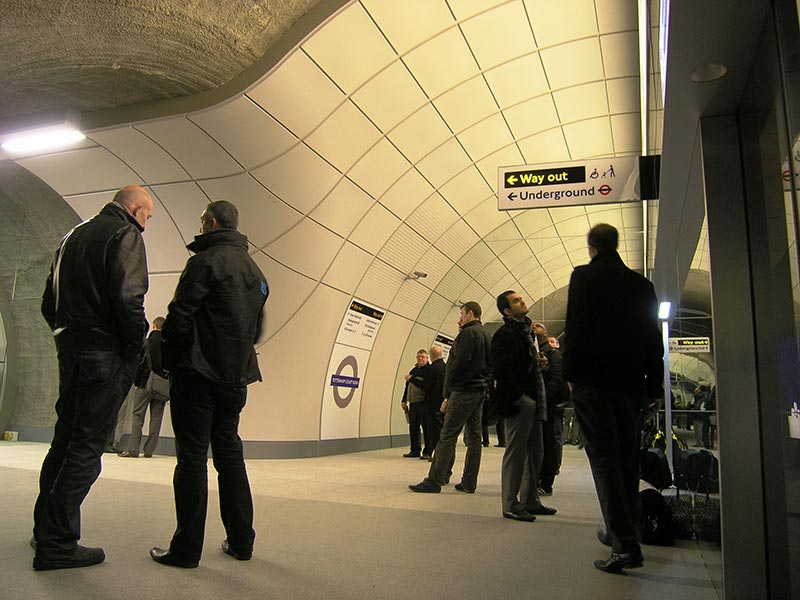 Crosstail station model